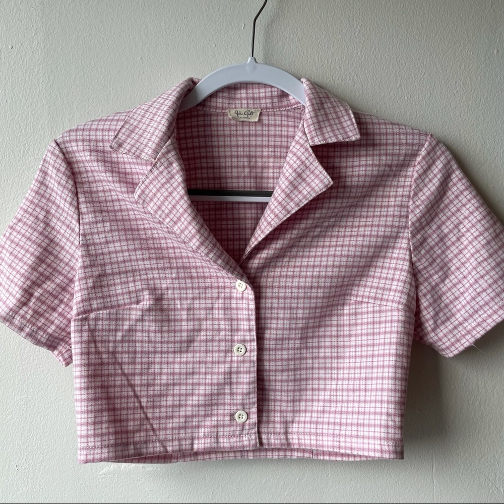 Pink and white gingham cropped button up
